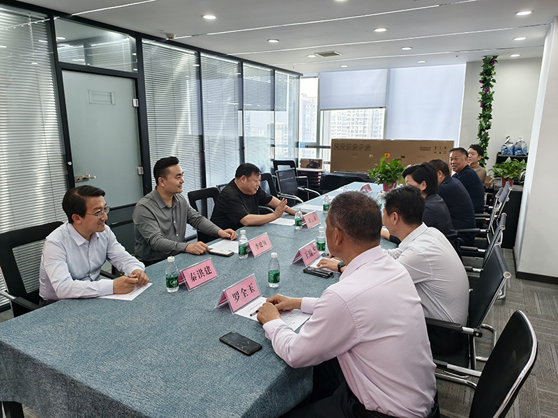 新郑市辛店镇党委书记、镇长访问河南省中小企业发展促进会